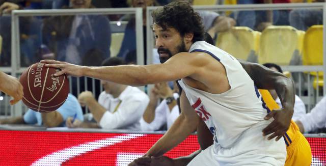 Llull sortea la marca de McCalebb.