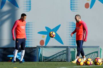 Luis Enrique: “Hi ha molt bons equips a Europa i a Espanya, però cap és superior a nosaltres”