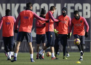 El Barça empata ante el Villarreal y se queda a cinco puntos del Madrid