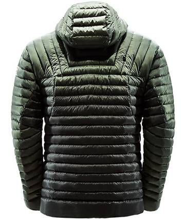 Esta chaqueta reducirá el peso de su equipación y el número de capas