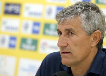 Setién : “A Araujo le pasa algo con lo que no puede”