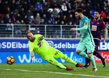 Messi abrillanta el Barça