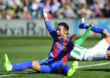 El Barça va pactar amb els jugadors rebaixar les protestes arbitrals El Barça va pactar amb els jugadors rebaixar les protestes arbitrals