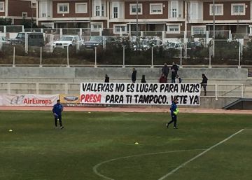 Jogador deixa clube espanhol após ser rechaçado pela torcida