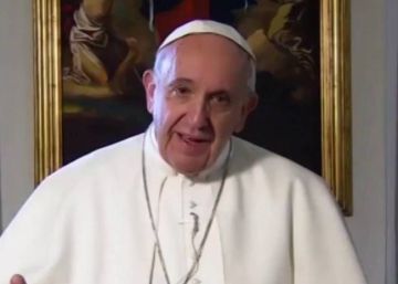 El Papa bendice la Super Bowl en español