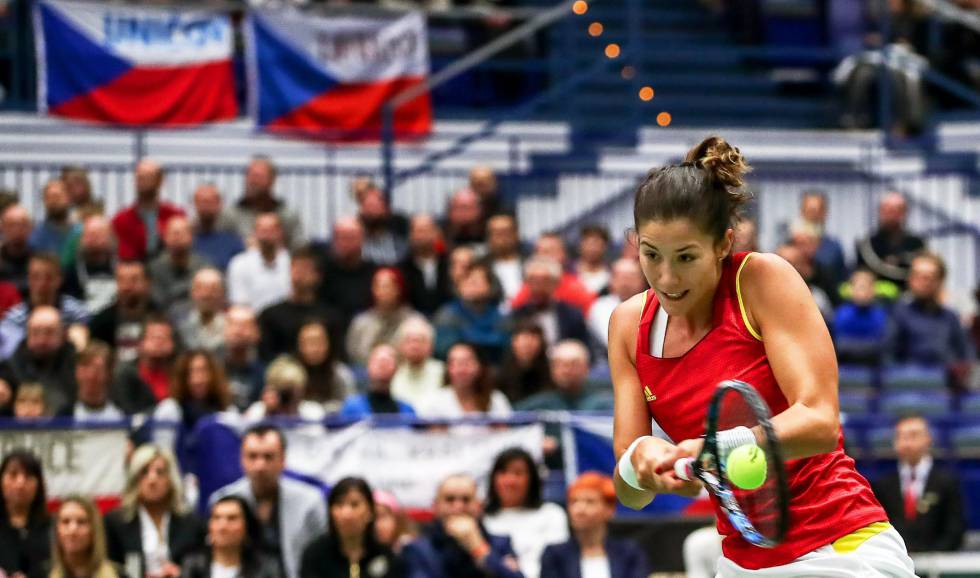 Muguruza, durante su partido ante Strycova.