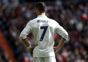 El Real Madrid derrota a Osasuna en El Sadar