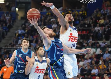 El Real Madrid roza la lona ante el Morabanc Andorra El Real Madrid roza la lona ante el Morabanc Andorra