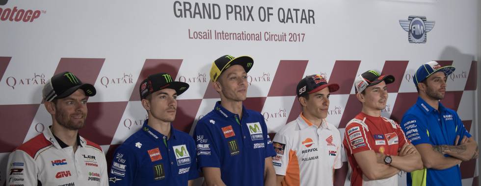 Crutchlow, Viñales, Rossi, Márquez, Lorenzo y Iannone, en Qatar.