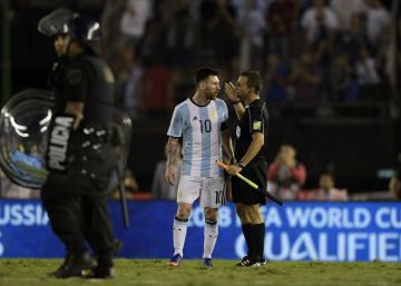 La FIFA sanciona Messi amb quatre partits i no jugarà contra el Bolívia