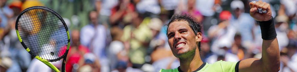 Nadal celebra su victoria ante Fognini en Miami.