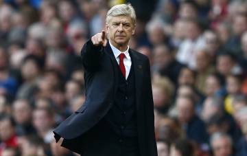 Wenger, ante el City.