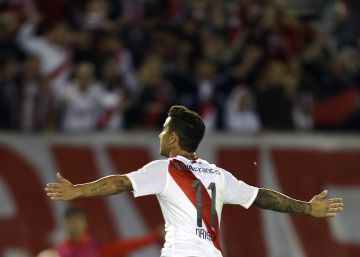 Sebastián Driussi, hoy titular, celebra uno de sus goles ante Melgar, el jueves.