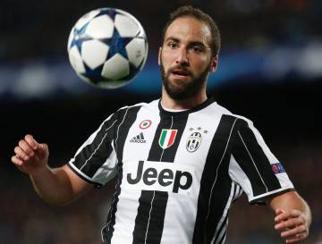 La Juve pagó 90 millones por Higuaín.