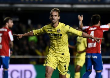 El Villarreal deja al Sporting a las puertas del descenso El Villarreal deja al Sporting a las puertas del descenso