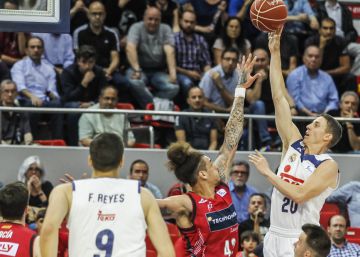 El Real Madrid supera por inercia al Tecnyconta Zaragoza