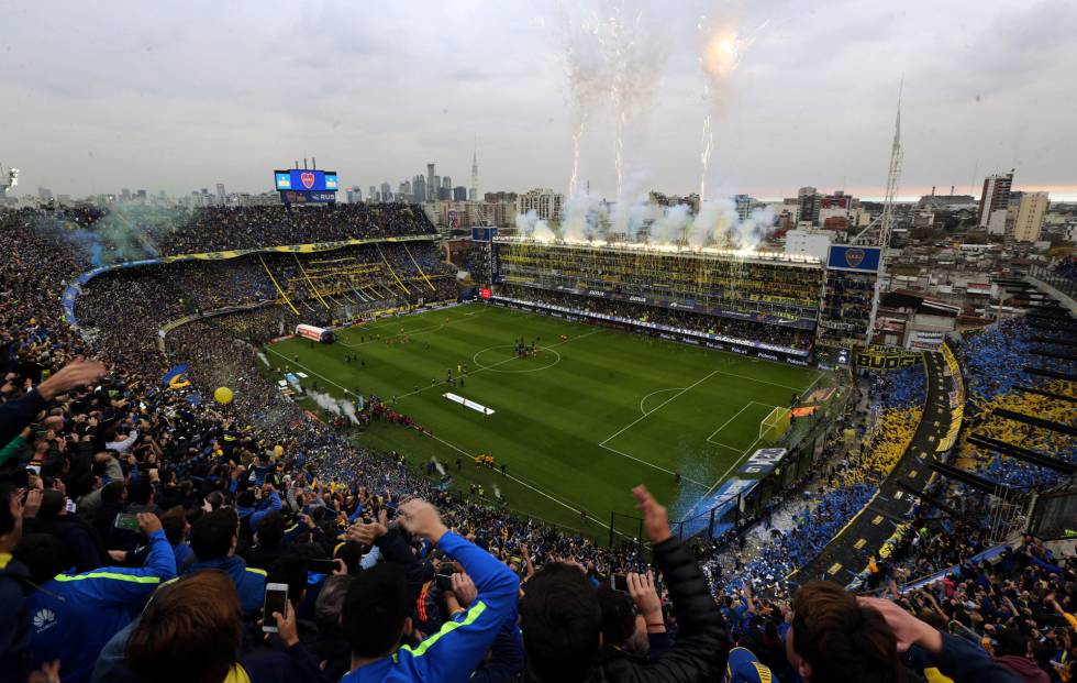 La Bombobera de Boca Juniors durante el superclásico