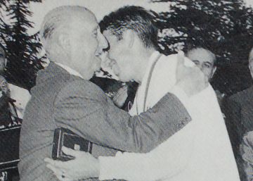El día que Manolo Santana jugó para Franco en El Pardo El día que Manolo Santana jugó para Franco en El Pardo
