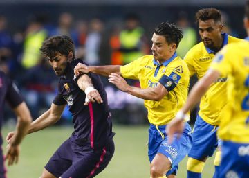 André Gomes serveix per a tot