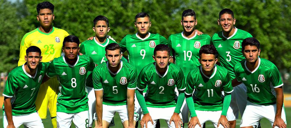 El equipo mexicano durante un partido jugado en China