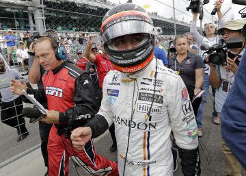 Alonso, tras abandonar las 500 Millas: “Si vuelvo, será más fácil” Alonso, tras abandonar las 500 Millas: “Si vuelvo, será más fácil”