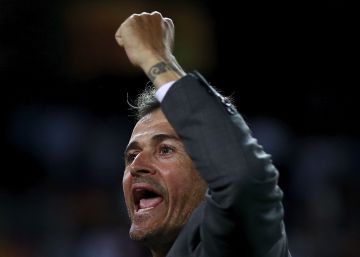 Luis Enrique se escapa del banquillo Luis Enrique se escapa del banquillo