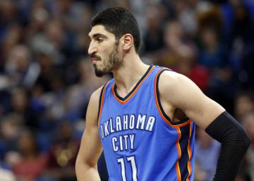 Kanter, jugador de la NBA, denuncia que su padre ha sido detenido por sus críticas al gobierno turco Kanter, jugador de la NBA, denuncia que su padre ha sido detenido por sus críticas al gobierno turco