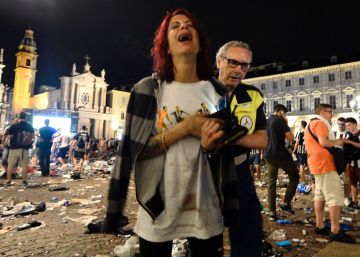 Vuit ferits greus i 1.000 lleus després d’una estampida en el centre de Torí