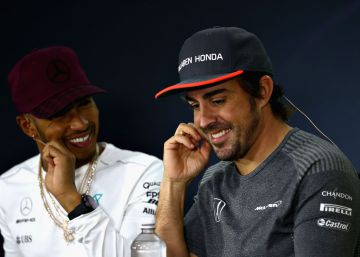 Hamilton y Fernando Alonso, en rueda de prensa.
