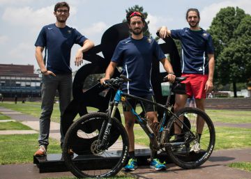 3.500 kilómetros en bicicleta para rechazar el discurso de odio de Trump 3.500 kilómetros en bicicleta para rechazar el discurso de odio de Trump