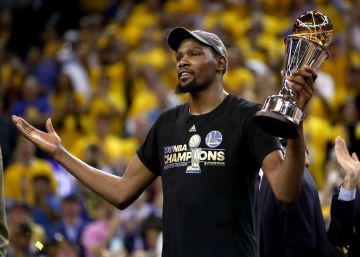 Los Warriors, campeones de la NBA tras derrotar a los Cavaliers Los Warriors, campeones de la NBA tras derrotar a los Cavaliers