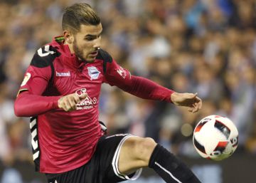 Theo Hernández será presentado el lunes Theo Hernández será presentado el lunes