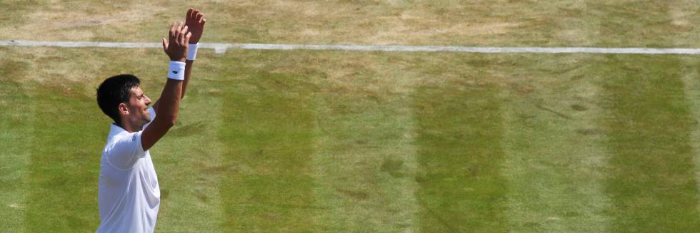Djokovic se dirige a la grada tras vencer a Pavlasek.