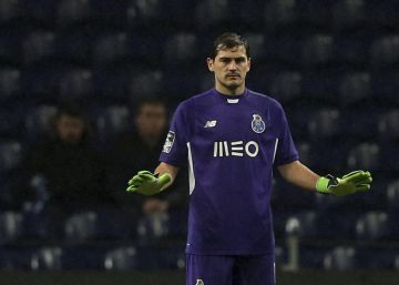 Casillas renueva con el Oporto Casillas renueva con el Oporto