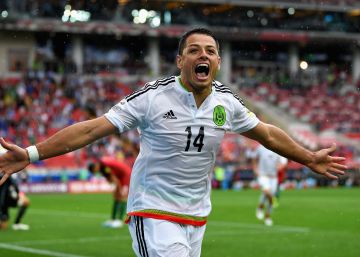 Chicharito vuelve a Inglaterra con el West Ham