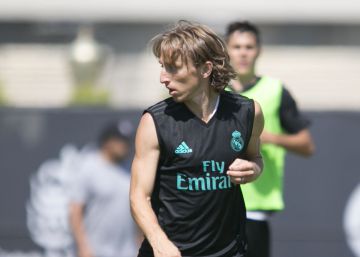 Modric se queda con el 10 y Zidane da dorsal a Borja Mayoral Modric se queda con el 10 y Zidane da dorsal a Borja Mayoral