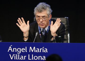 Ángel María Villar dimite como vicepresidente de la UEFA y de la FIFA Ángel María Villar dimite como vicepresidente de la UEFA y de la FIFA