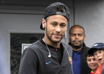 Neymar no habla sobre su futuro Neymar no habla sobre su futuro