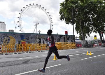 El Londres más turístico machaca a los maratonianos El Londres más turístico machaca a los maratonianos
