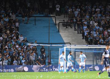 Las barras bravas argentinas vuelven a las armas