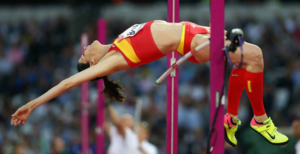 Beitia en la clasificación de salto de altura en Londres.