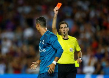 El TAD mantiene los cinco partidos de sanción a Cristiano Ronaldo El TAD mantiene los cinco partidos de sanción a Cristiano Ronaldo