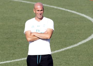 Zidane: “Cristiano no se va a mover de aquí” Zidane: “Cristiano no se va a mover de aquí”