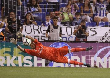 Keylor Navas, el guardián de una defensa diezmada Keylor Navas, el guardián de una defensa diezmada