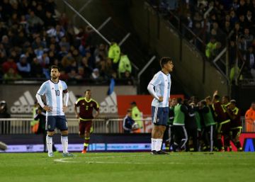 Debate en Argentina: ¿Ganaría la selección si jugara en La Bombonera? Debate en Argentina: ¿Ganaría la selección si jugara en La Bombonera?