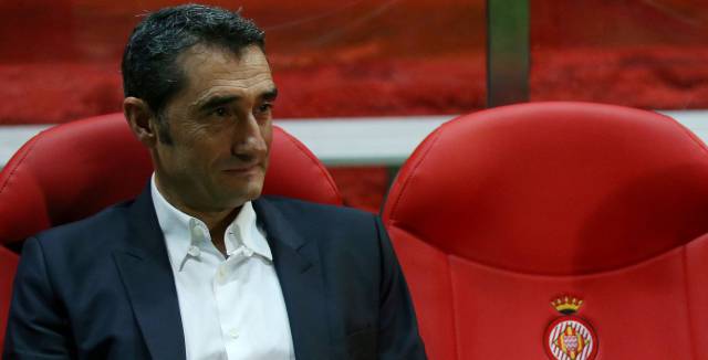 Valverde, en el banquillo de Montilivi.