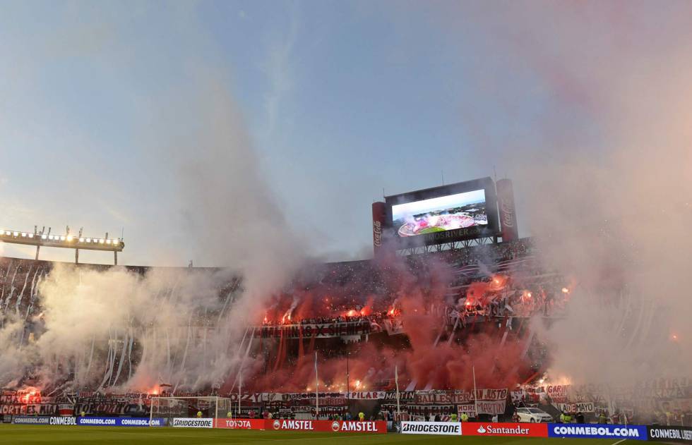 El recibimiento de River, un show de imágen y sonido.