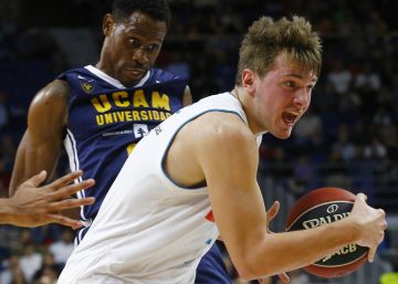 Thompkins rescata al Madrid ante el UCAM
