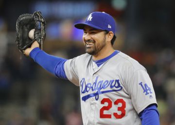 El beisbolista mexicano Adrián González es contratado por los Mets de Nueva York