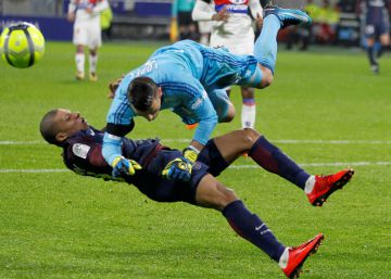 El Lyón descubre los problemas del PSG